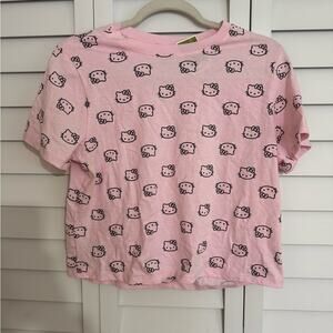 NWT - Sanrio - Hello Kitty T-shirt